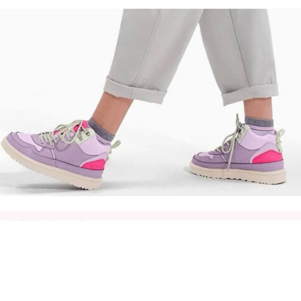 UGG Highland Hi Heritage Sneaker Boot